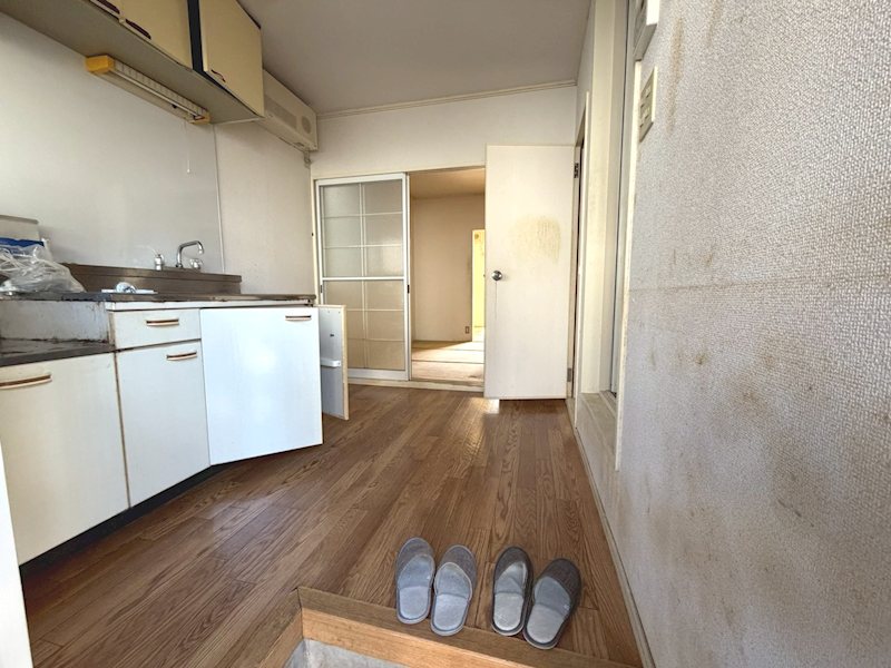 レピュート小林A 玄関