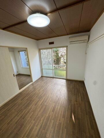 トライアングルハイツ リビング