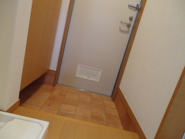 TARA天神 玄関