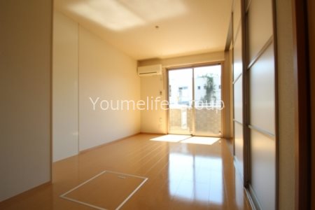 フローラ リビング