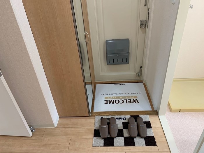 ハビテーションWADA 玄関