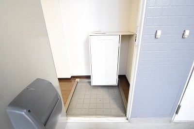 パレス三喜Ⅱ 玄関