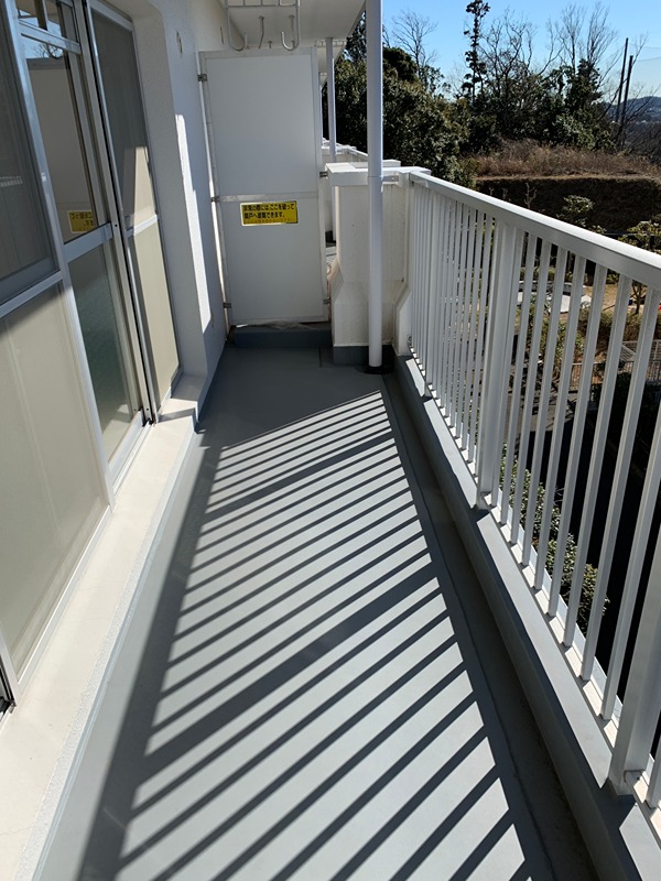 ヒルズ南戸塚3号棟 ベランダ