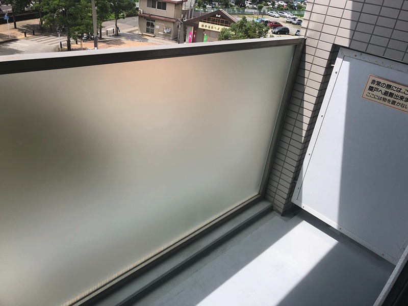 ケイ・ティ・ファースト（ＫＴファースト） ベランダ