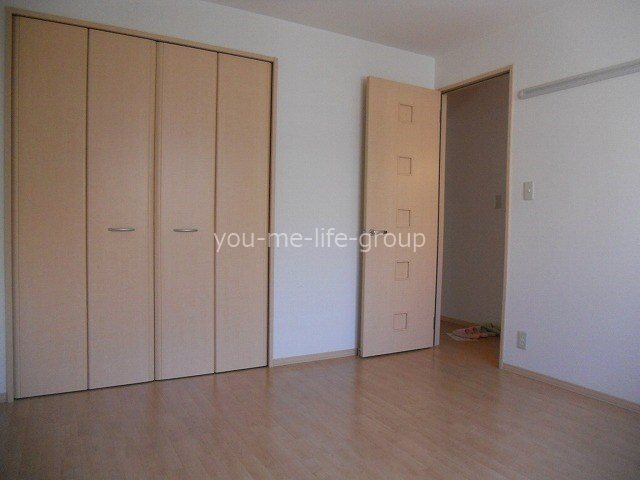 グランパルクB ベッドルーム