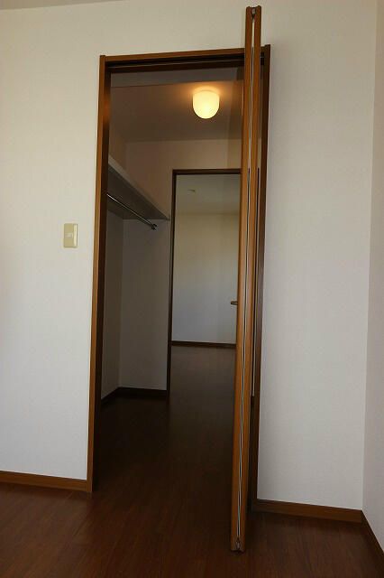 キャピタルコート ベッドルーム