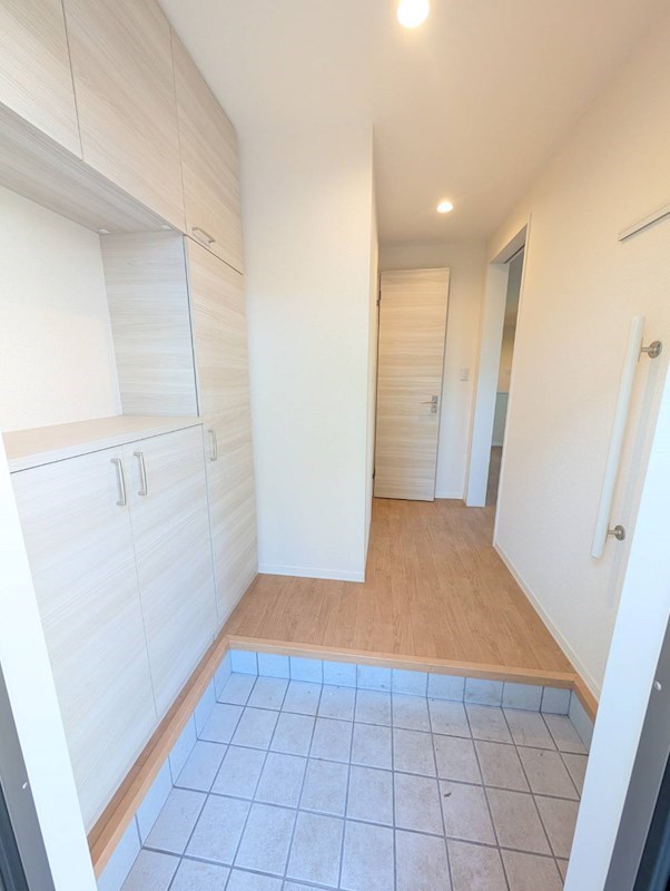 シャルールⅠ 玄関