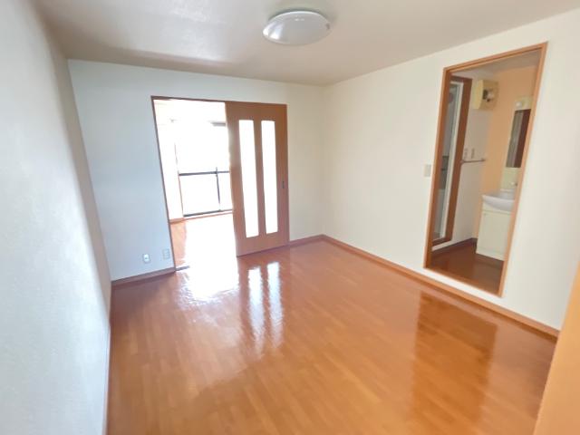 ルピナス リビング