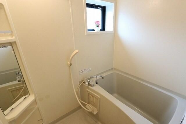 ロイヤルタウンD 風呂画像