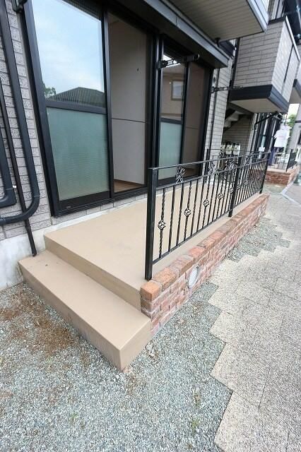 ロイヤルタウンD ベランダ