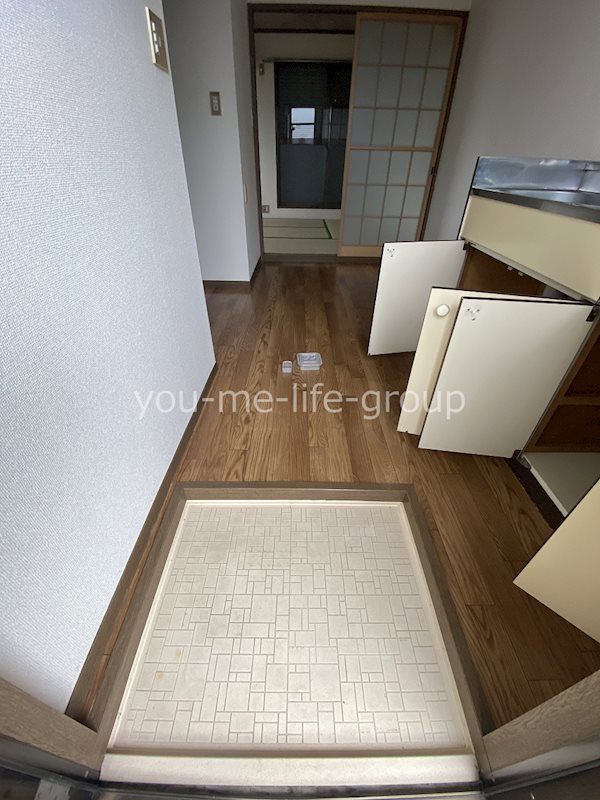 美登利ハイツ 玄関