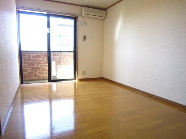 グランデ リビング