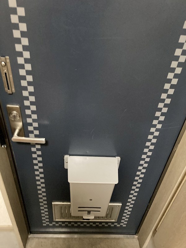 メゾンホーユー 玄関