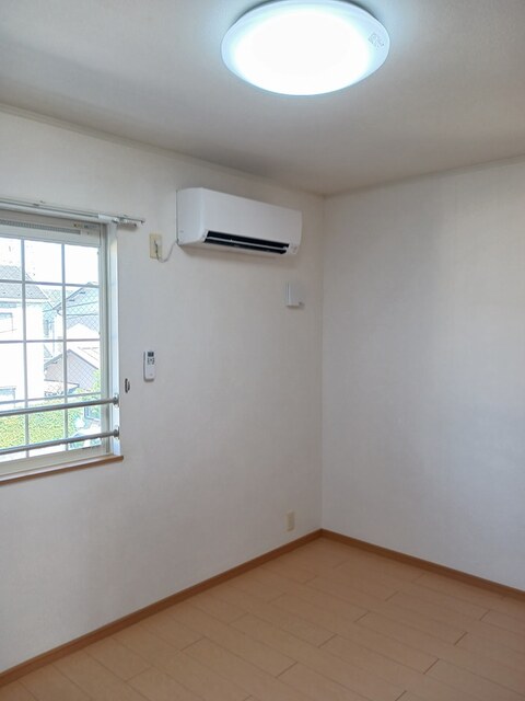 スカイ・ローズ その他1