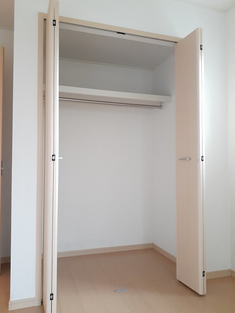 キラリ・トヨダ その他2