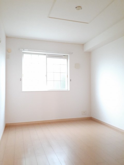 キラリ・トヨダ その他5