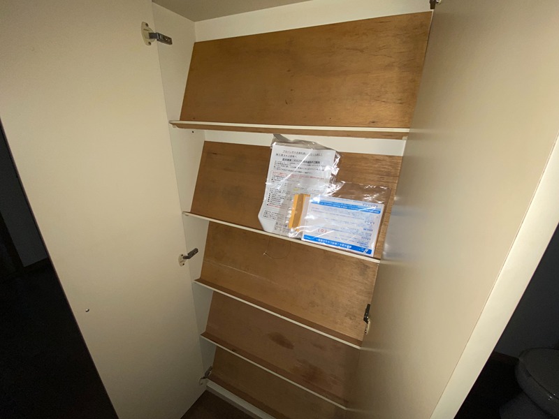 フレグランスルリ 玄関