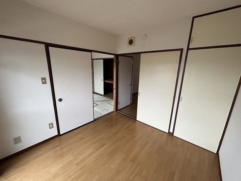 ロイヤルハイツⅡ ベッドルーム