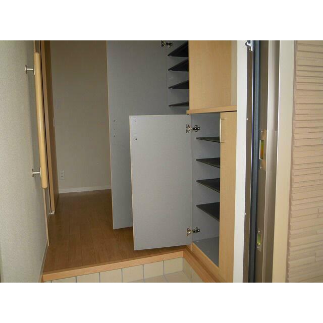 シャーメゾンＡ 玄関