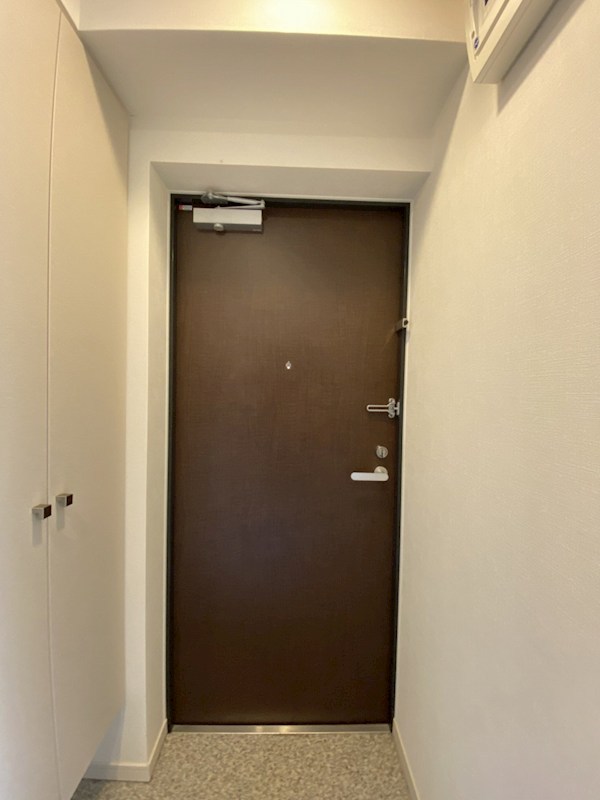 Ｓ－ＦＯＲＴ湘南平塚 玄関