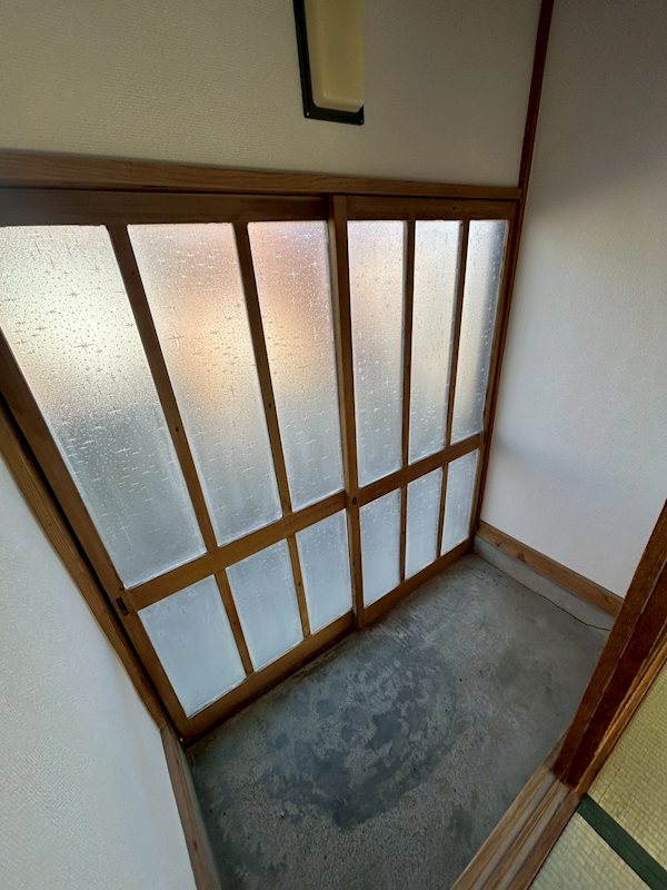 府川アパート 玄関