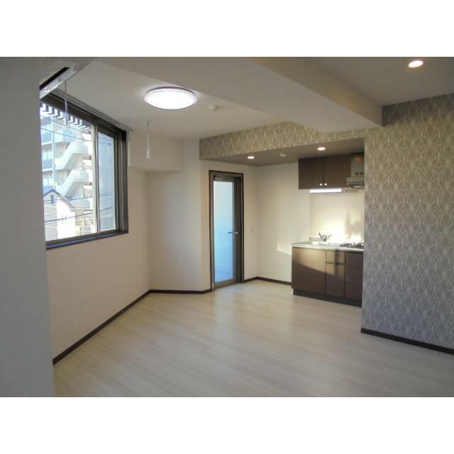 グレイシャスＫ鵠沼 リビング