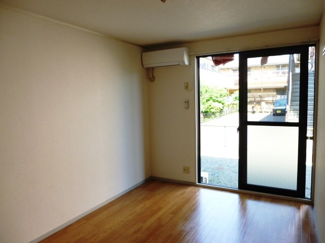 グリーンハイツ駒形 リビング