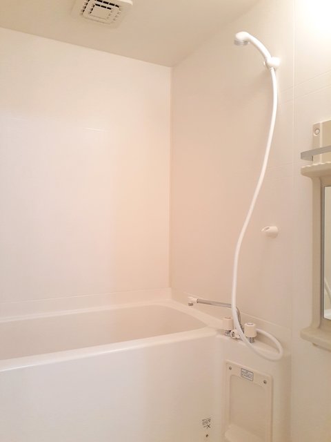 レオン 風呂画像