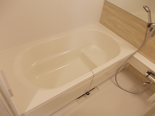 シャン・デ・コロール 風呂画像