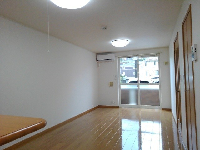 ソレアード・ピノ リビング