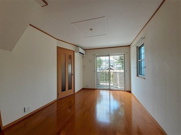 コートヤードⅡ番館 リビング