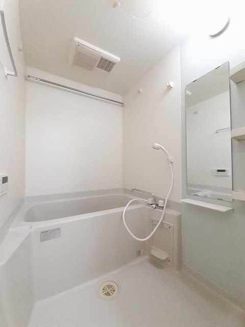 コートヤードⅡ番館 風呂画像