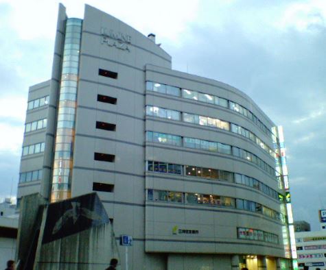 インペリアル参番館 ショッピング施設