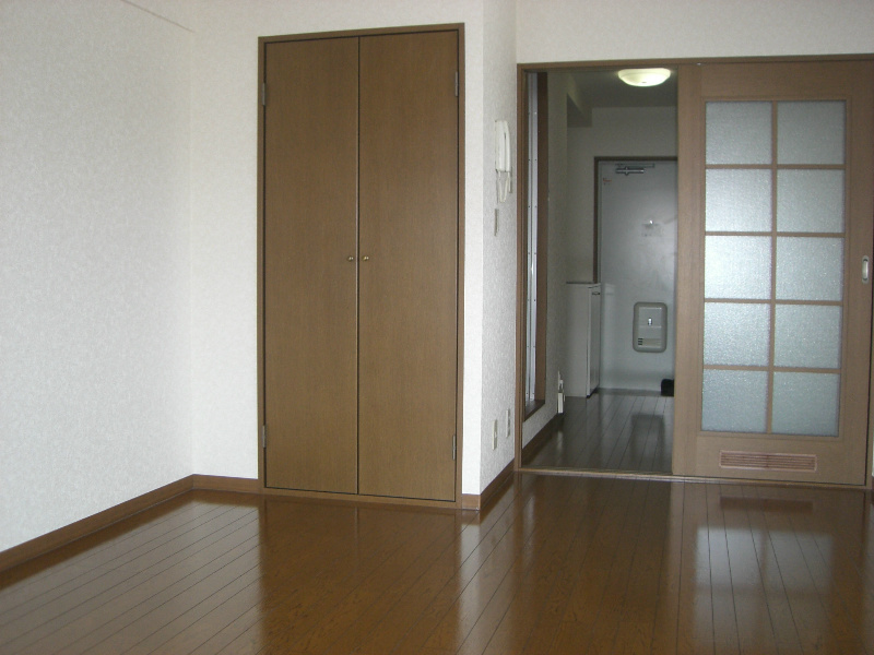 プロスペリティ旭湘南 リビング