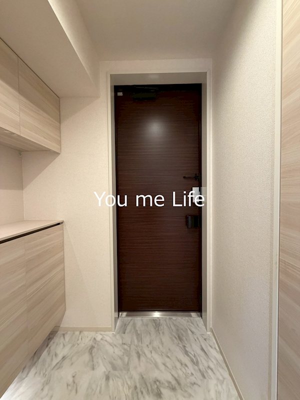 ヒルズスカイガーデン 玄関