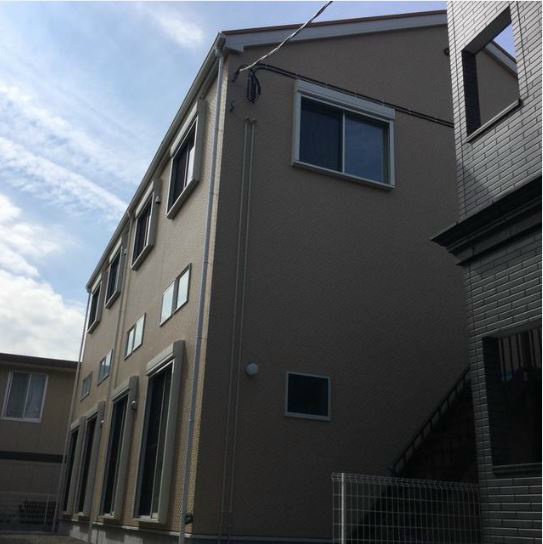 ピュアメゾン秦野南矢名 201号室 外観