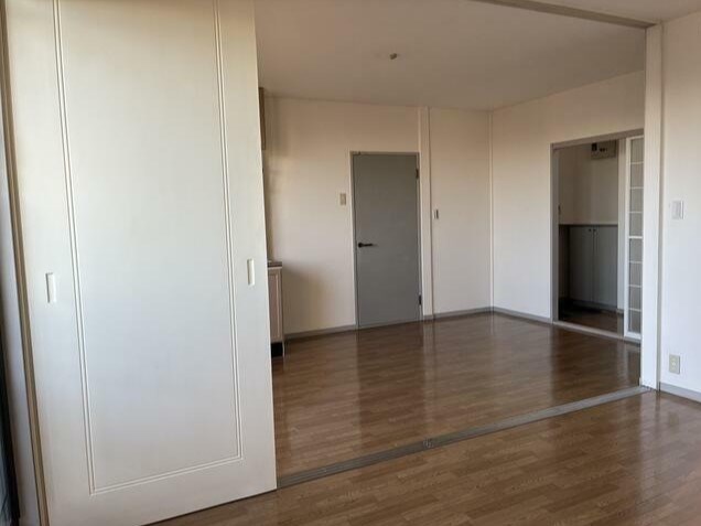 アールヒルズＡ リビング