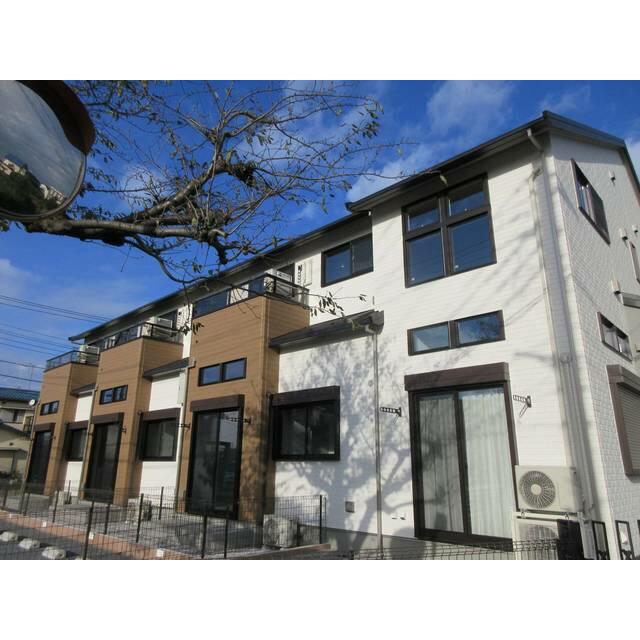 メゾン・セレッソ 203号室 外観