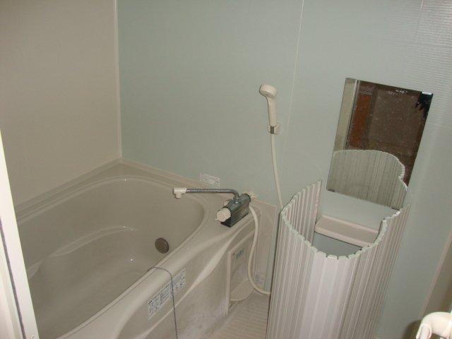 ウイングコート 風呂画像