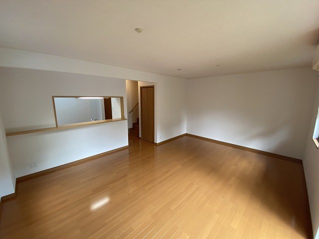 ラ・グリシーヌ鵠沼海岸 リビング