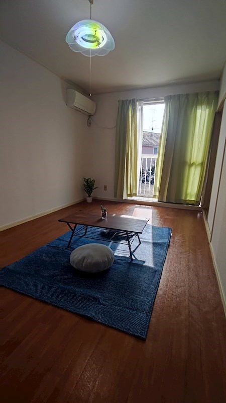 ハイ　ビレッジ   ベッドルーム