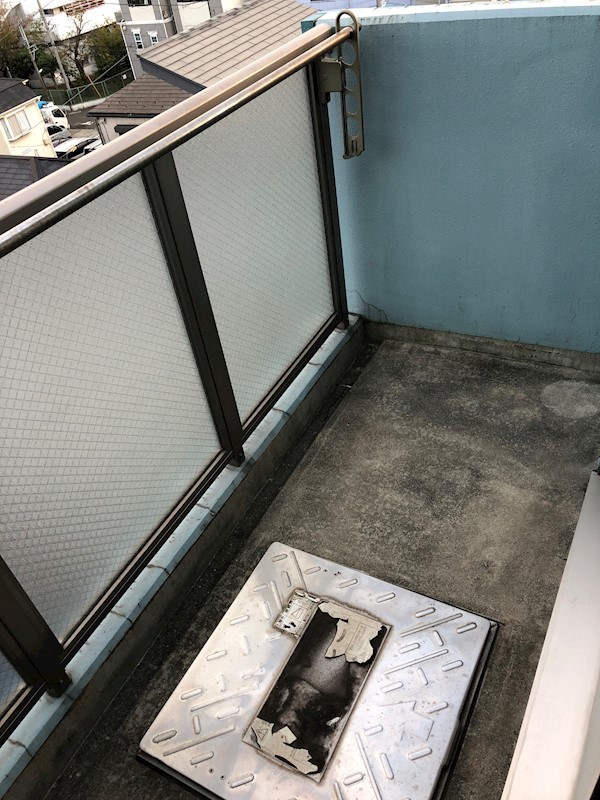 山立ビル ベランダ