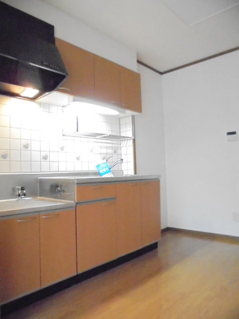 エス・テュエールＡ キッチン