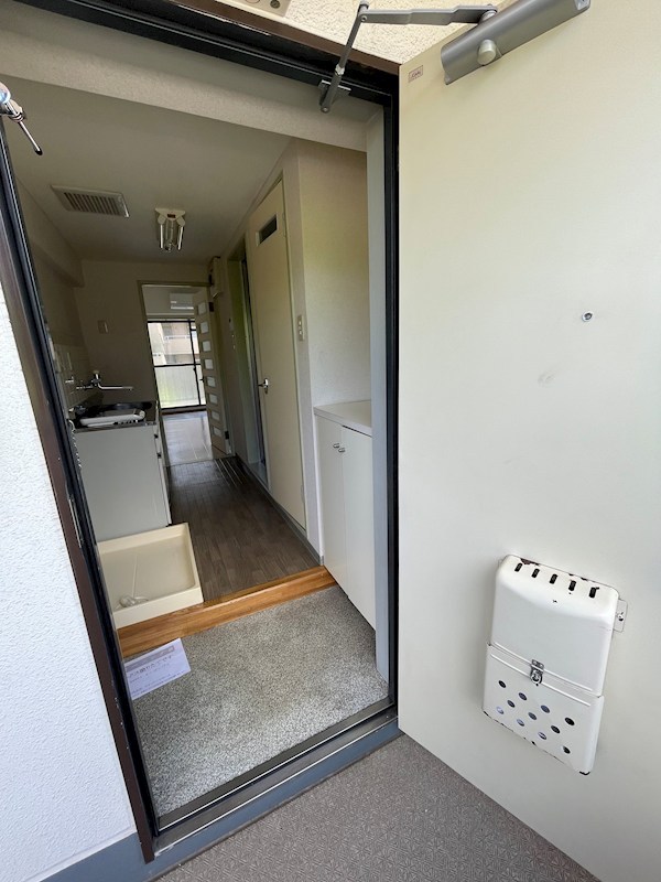 サンブライトいずみ 玄関