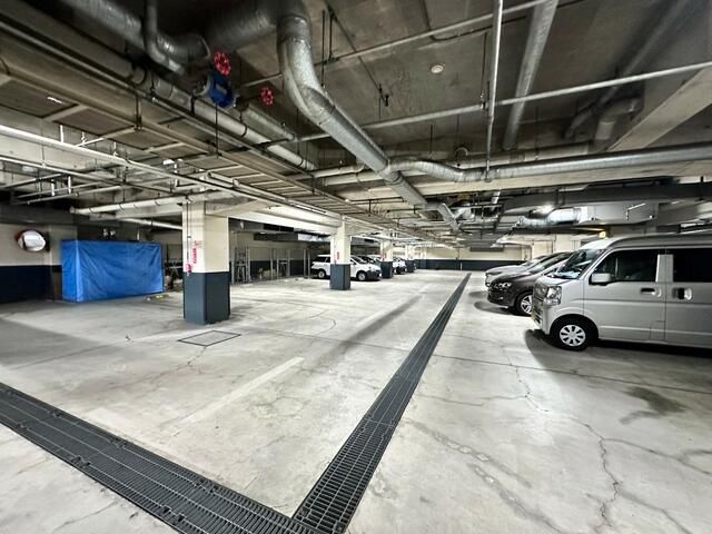 神奈川県座間市相模が丘１丁目 駐車場