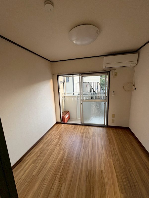 ハイム赤坂　Ａ リビング