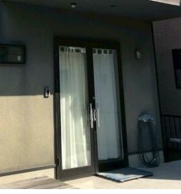 鵠沼海岸５丁目貸家 玄関