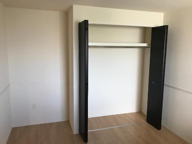 グリシーヌ・峰 その他3