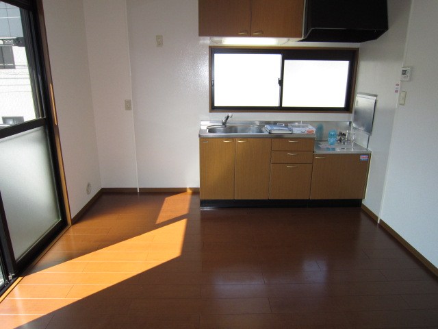 ロイヤルステージＢ リビング