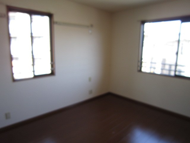 ロイヤルステージＢ ベッドルーム